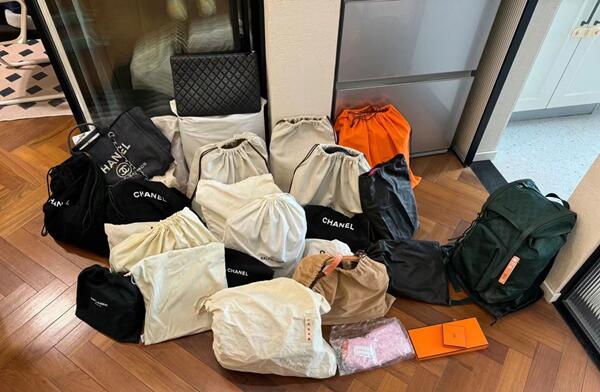 九龙县回收奢侈品衣服.jpg